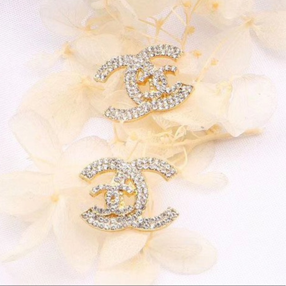 CC designer inspired gold toned earrings 🤗